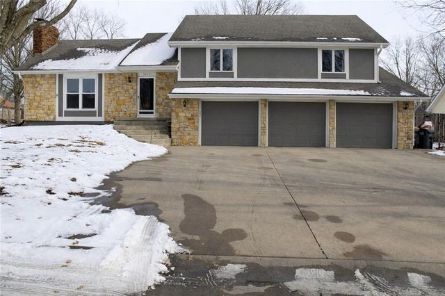 2017 Joy Street, Excelsior Springs, MO 64024