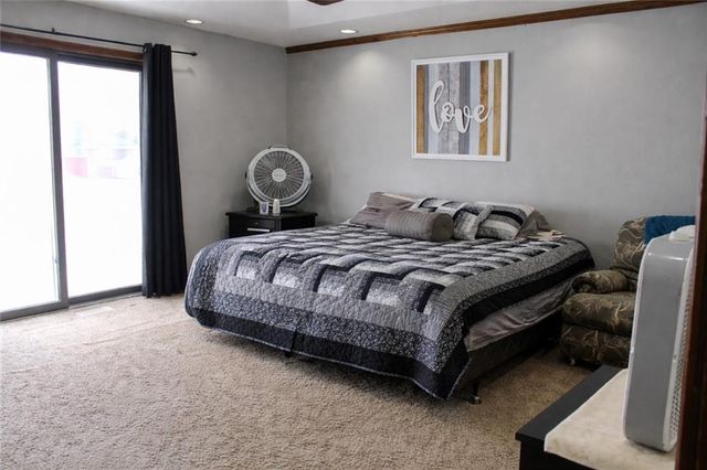 2017 Joy Street, Excelsior Springs, MO 64024