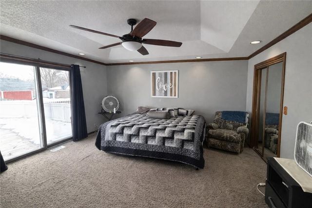 2017 Joy Street, Excelsior Springs, MO 64024