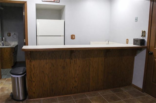 2017 Joy Street, Excelsior Springs, MO 64024