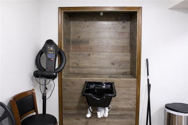 2017 Joy Street, Excelsior Springs, MO 64024