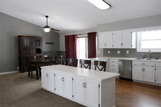 2017 Joy Street, Excelsior Springs, MO 64024