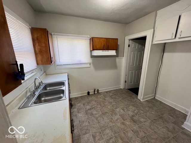 2627 Shriver Avenue, Indianapolis, IN 46208