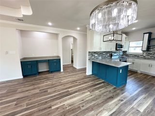 1407 N Rusk Street, Weatherford, TX 76086
