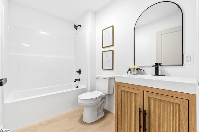 7527 Mapleleaf Drive, Spartanburg, SC 29303