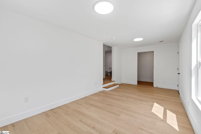 7527 Mapleleaf Drive, Spartanburg, SC 29303