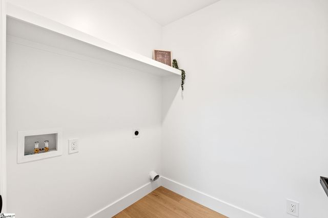 7527 Mapleleaf Drive, Spartanburg, SC 29303