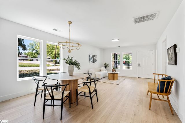 7527 Mapleleaf Drive, Spartanburg, SC 29303