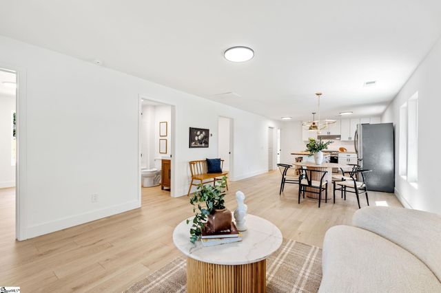 7527 Mapleleaf Drive, Spartanburg, SC 29303