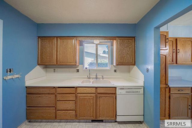 1711 Whitney Street, Idaho Falls, ID 83402