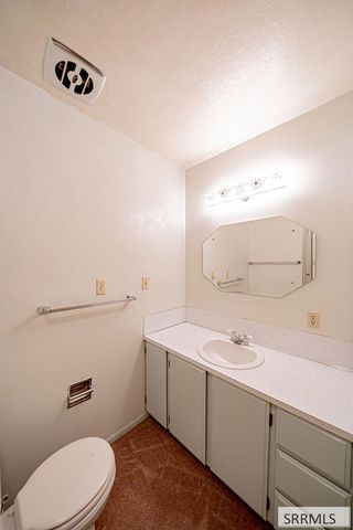 1711 Whitney Street, Idaho Falls, ID 83402