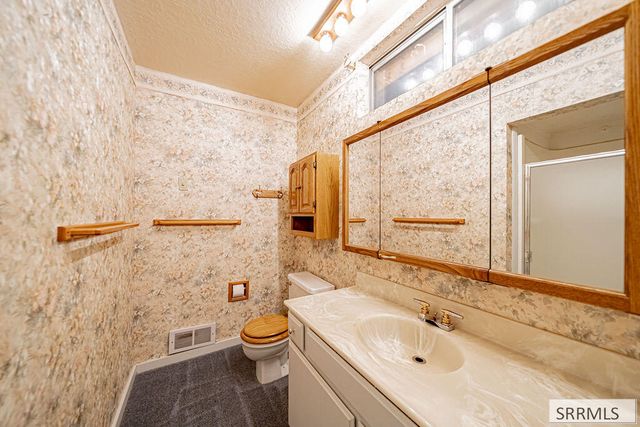 1711 Whitney Street, Idaho Falls, ID 83402