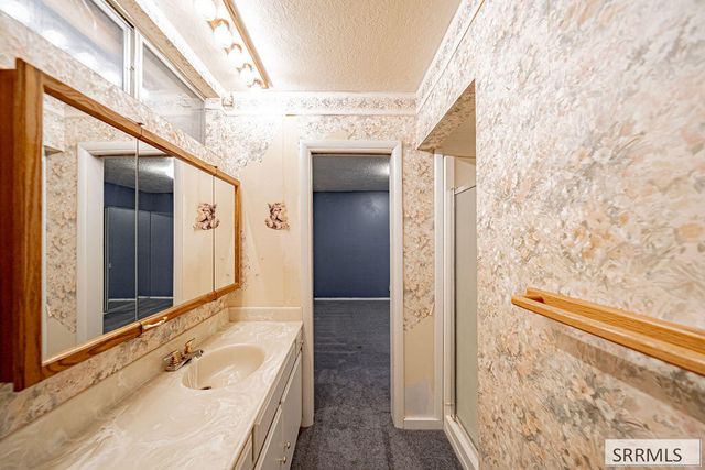 1711 Whitney Street, Idaho Falls, ID 83402