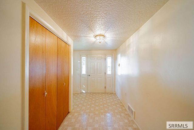 1711 Whitney Street, Idaho Falls, ID 83402