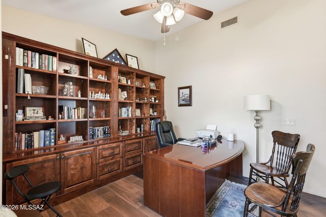 9796 E Rock Ridge Court, Tucson, AZ 85749