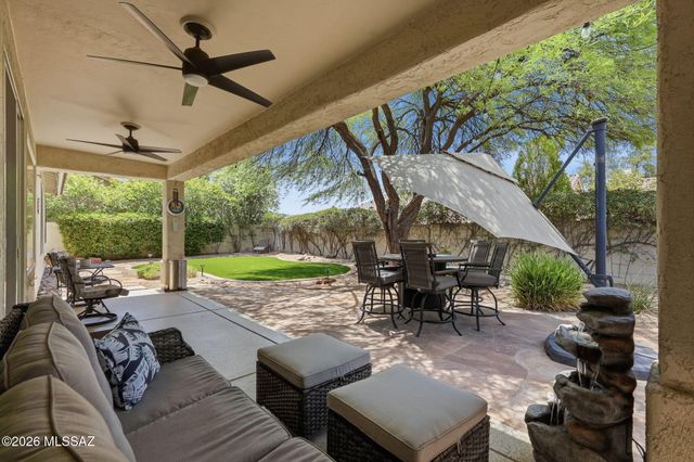 9796 E Rock Ridge Court, Tucson, AZ 85749
