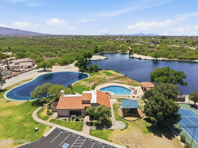 9796 E Rock Ridge Court, Tucson, AZ 85749