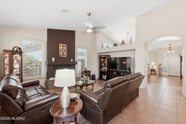 9796 E Rock Ridge Court, Tucson, AZ 85749