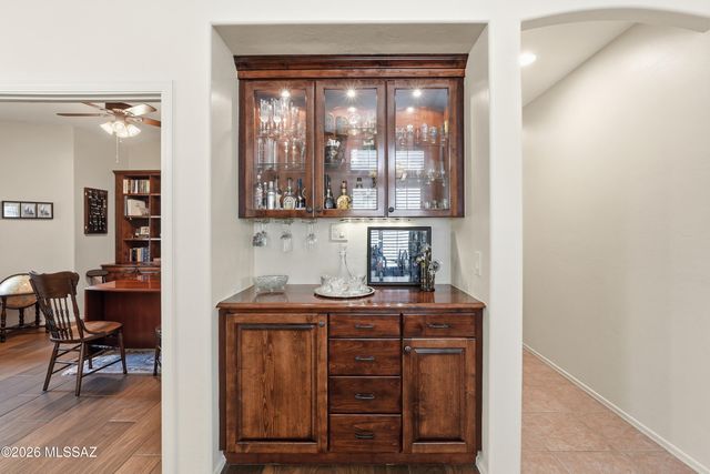 9796 E Rock Ridge Court, Tucson, AZ 85749