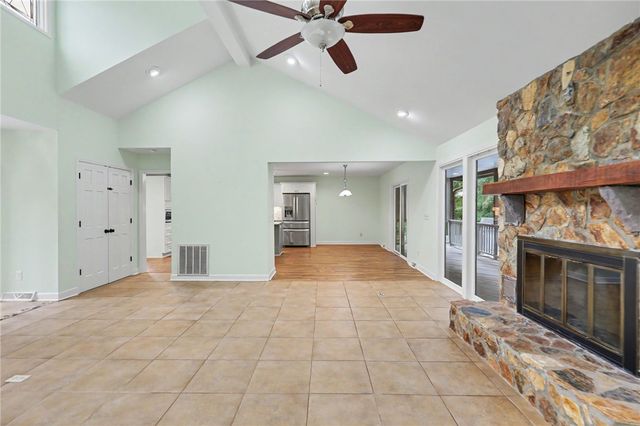 203 Mockingbird Street, Seneca, SC 29678