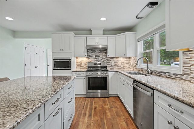 203 Mockingbird Street, Seneca, SC 29678