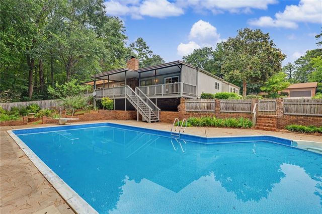 203 Mockingbird Street, Seneca, SC 29678