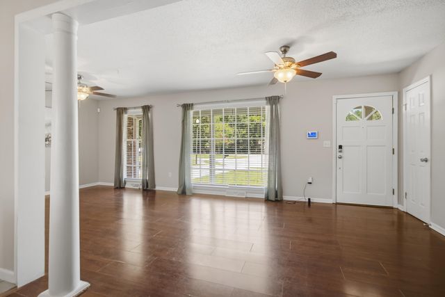 102 Marmet Court, Summerville, SC 29485