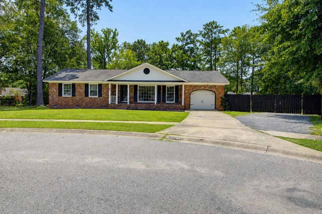 102 Marmet Court, Summerville, SC 29485