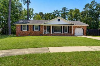 102 Marmet Court, Summerville, SC 29485