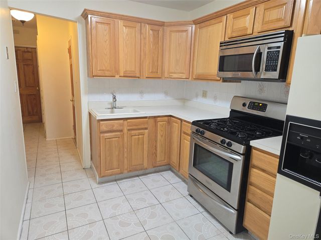 589 E 83rd Street, Brooklyn, NY 11236