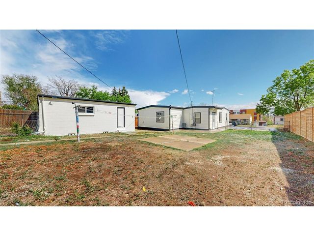 1631 W Hoye Pl, Denver, CO 80223
