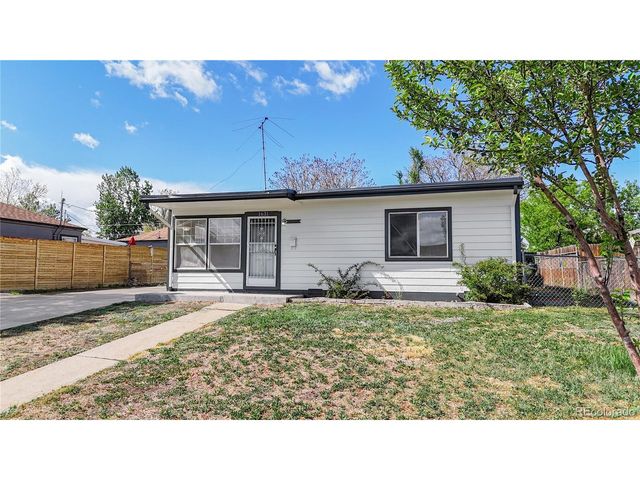 1631 W Hoye Pl, Denver, CO 80223