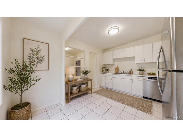 1631 W Hoye Pl, Denver, CO 80223