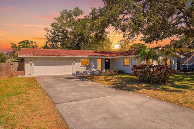1349 VIEWTOP DRIVE, Clearwater, FL 33764