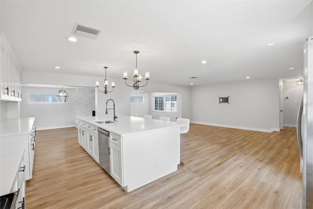 1349 VIEWTOP DRIVE, Clearwater, FL 33764