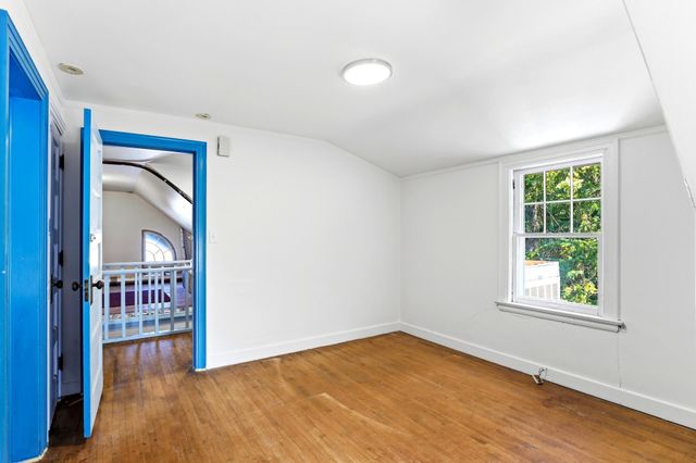 1615 E River Parkway, Minneapolis, MN 55414