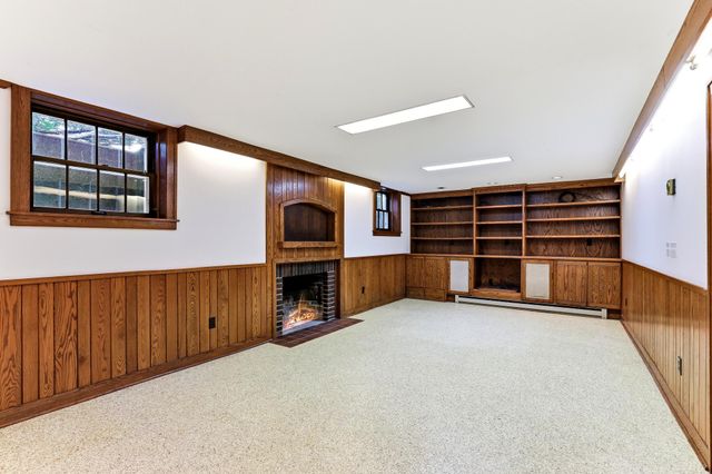1615 E River Parkway, Minneapolis, MN 55414