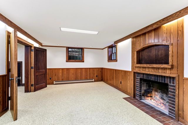 1615 E River Parkway, Minneapolis, MN 55414