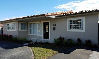 8090 W 18th Lane Rd, Hialeah, FL 33014
