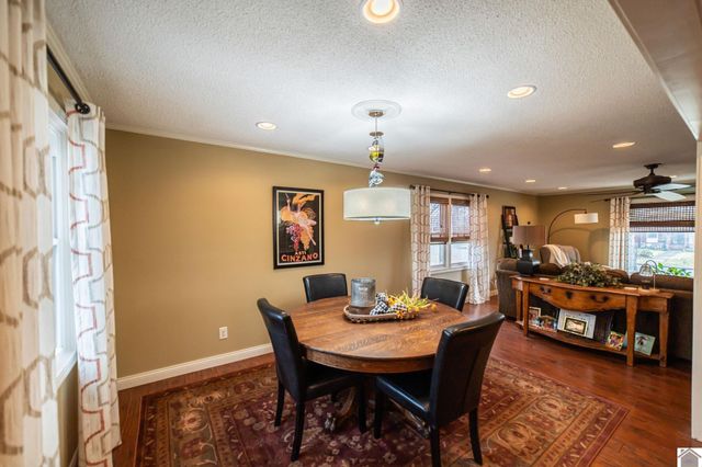 1223 Sunnyside Dr., Mayfield, KY 42066