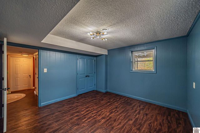 1223 Sunnyside Dr., Mayfield, KY 42066