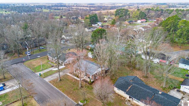 1223 Sunnyside Dr., Mayfield, KY 42066