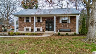 1223 Sunnyside Dr., Mayfield, KY 42066