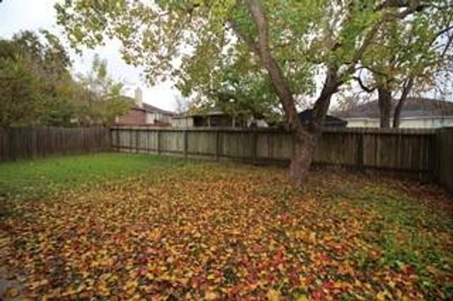 13215 Lake Breeze Lane, Willis, TX 77318