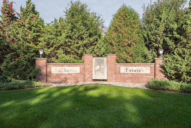 STONEGATE DRIVE, Oshkosh, WI 54904