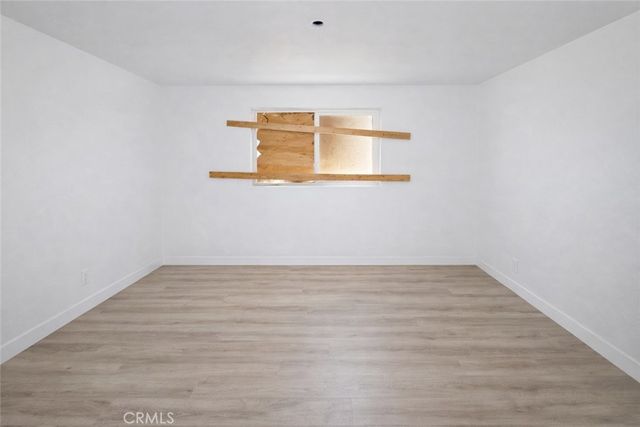 12028 Chamberlaine, Adelanto, CA 92301