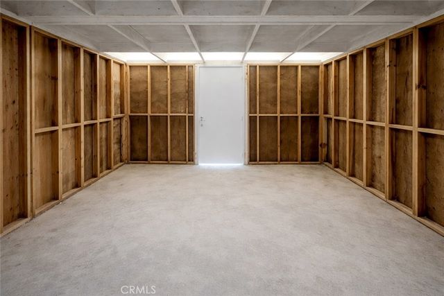 12028 Chamberlaine, Adelanto, CA 92301