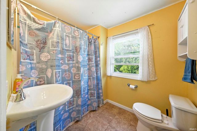 341 Mckinnie Avenue, Fort Wayne, IN 46806