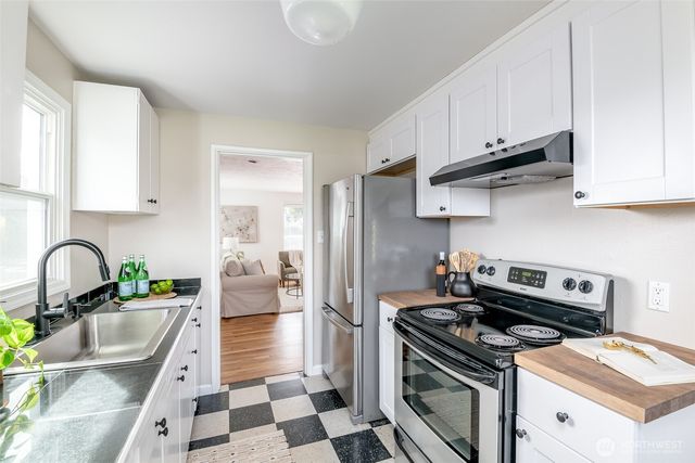 4909 N 30th Street, Tacoma, WA 98407