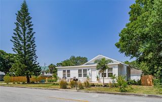2047 38th Avenue, Vero Beach, FL 32960